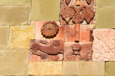 Svetitshkoveli katedrali ve kilise manzarası, Mtskheta, Gürcistan 'daki eski ünlü mimari. Seyahat.