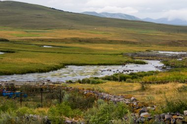 Sagamo Gölü manzarası ve manzarası Javakheti, Georgia