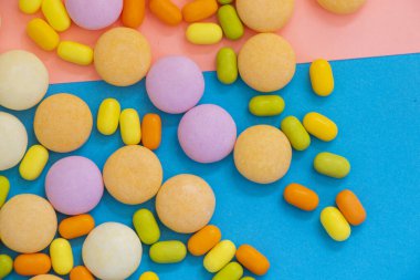 Renkli arka planda şeker, güzel duvar kağıdı.