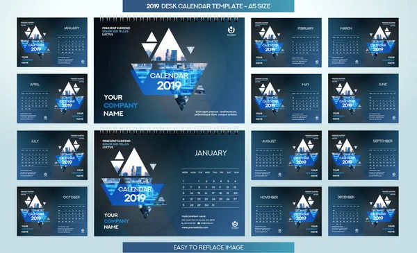 Desk Calendar 2019 Template — 스톡 벡터