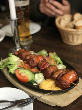 Alman sosislisi. Ekim Festivali