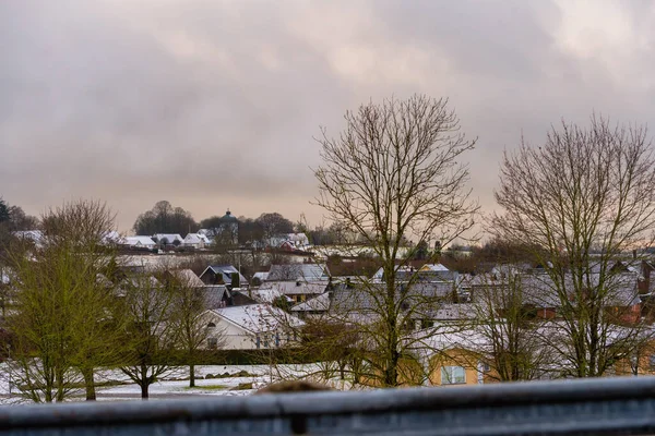 Μια χειμωνιάτικη φωτογραφία μιας μικρής πόλης. Φωτογραφία από την κομητεία Scania, Σουηδία — Φωτογραφία Αρχείου