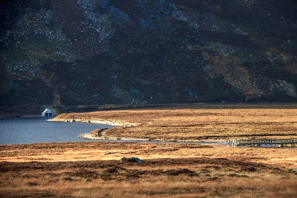 Turistická Stezka Národním Parku Cairngorms Loathouse Okraji Loch Muick Royal — Stock fotografie