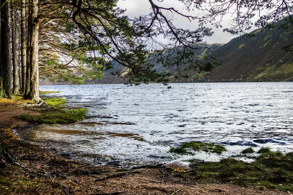 Royal Deeside Loch Muick 주변으로 애버딘셔 스코틀랜드 Cairngorms 스코틀랜드의 — 스톡 사진