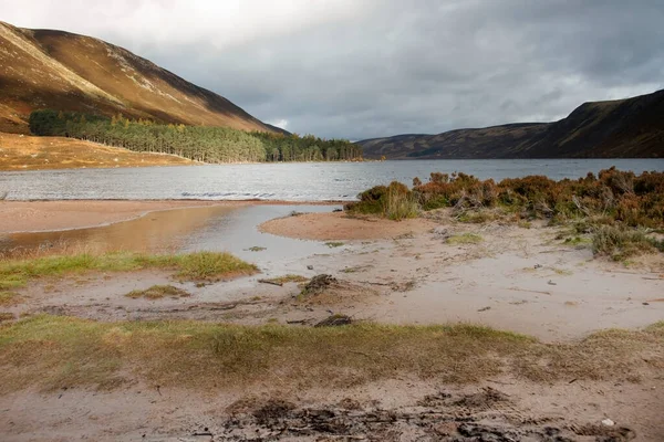 Pad Rond Loch Muick Royal Deeside Ballater Aberdeenshire Schotland Verenigd — Stockfoto