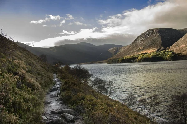 Weg Loch Muick Royal Deeside Ballater Aberdeenshire Schottland Großbritannien Cairngorms — Stockfoto