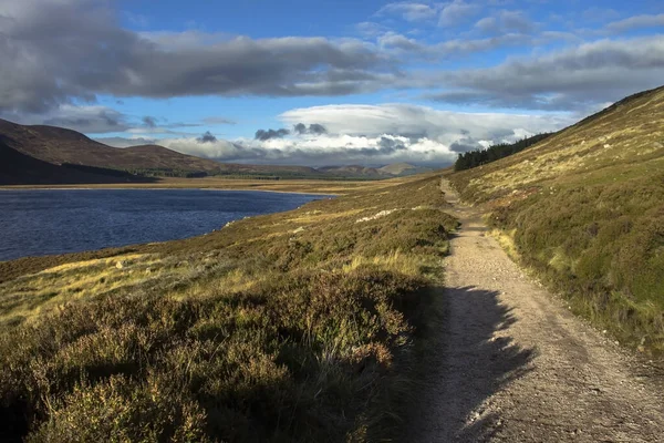 Pad Rond Loch Muick Royal Deeside Ballater Aberdeenshire Schotland Verenigd — Stockfoto