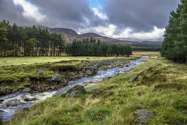 Allt Darrarie Flowing River Muick Just Loch Muick Ballater Royal — Stock Photo, Image