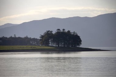 Kentalen 'deki Linnhe Gölü. Argyll ve Bute, İskoçya, İngiltere. 