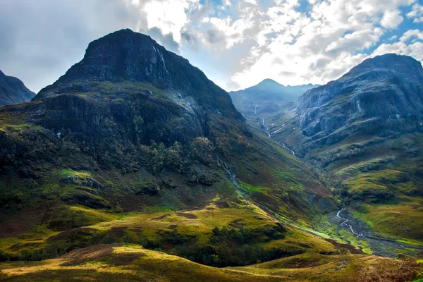 スコットランド高地の氷河 英国スコットランドのロシャバー — ストック写真