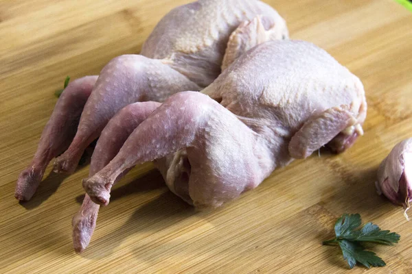 Fresh raw uncooked quails meat. Soup preparation. — Stock Image Fresh Raw Uncooked Quails Meat Soup Preparation Royalty Free Stock Photos