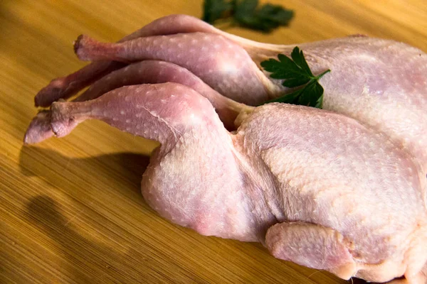 Fresh raw uncooked quails meat. Soup preparation. — Stock Image Fresh Raw Uncooked Quails Meat Soup Preparation Royalty Free Stock Photos