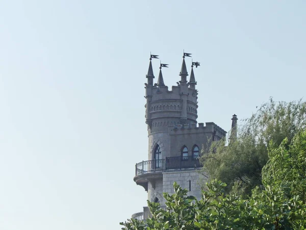 Jaskółki Gniazdo Gotycki Zamek Nad Urwiskiem Morza Godło Południowego Wybrzeża — Zdjęcie stockowe