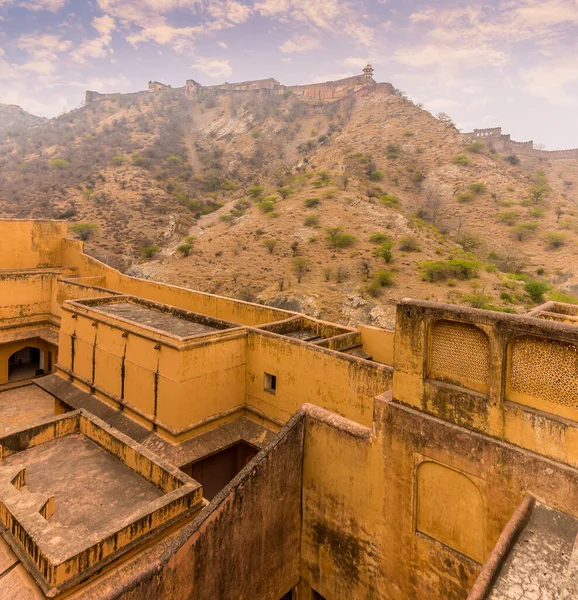 Fortificações Topo Montanha Acima Jaipur Rajasthan Índia — Fotografia de Stock