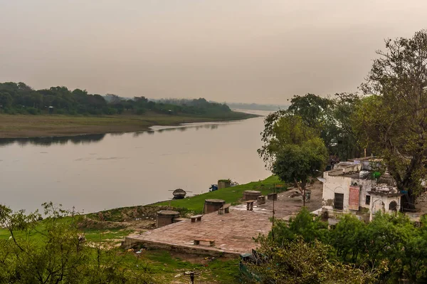 Tidig Morgon Utsikt Uppför Yamuna Floden Från Taj Mahal Komplexet — Stockfoto