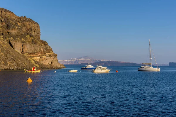 Susuzluk Adasından Bir Manzara Santorini Bir Yaz Akşamı — Stok fotoğraf