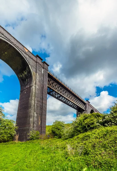 View Section Conisbrough Viaduct Crossing River Don Conisbrough Yorkshire Springtime — Stock Photo, Image