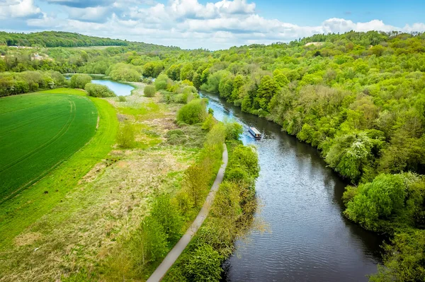 Kilátás Conisbrough Viaduktról Don Folyó Mentén Tavasszal — Stock Fotó