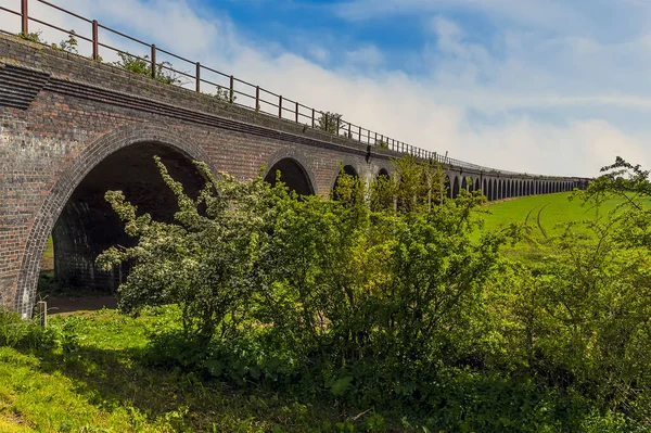 View Length Abandoned Railway Viaduct Fledborough Nottinghamshire Springtime — Stock Photo, Image