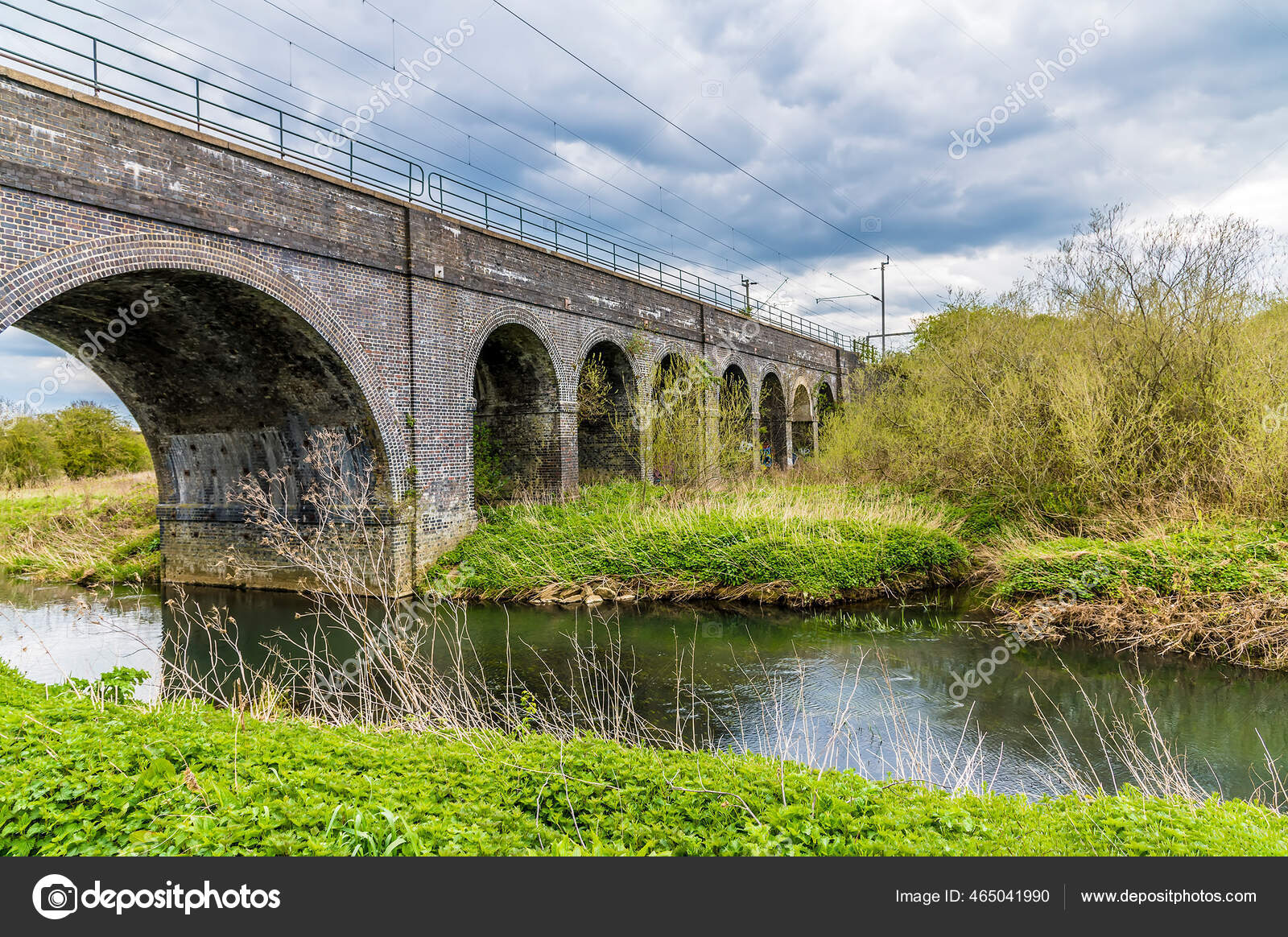 View River Nene Far Cotton Railway Viaduct Northampton Bright Spring
