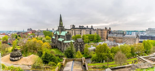 Uma Vista Panorâmica Necrópole Direção Catedral Aos Distritos Hospitalares Glasgow — Fotografia de Stock