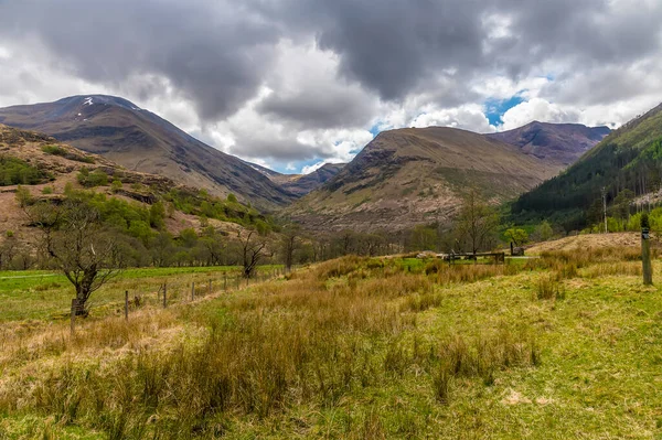 Uitzicht Vallei Van Glen Nevis Schotland Een Zomerse Dag — Stockfoto