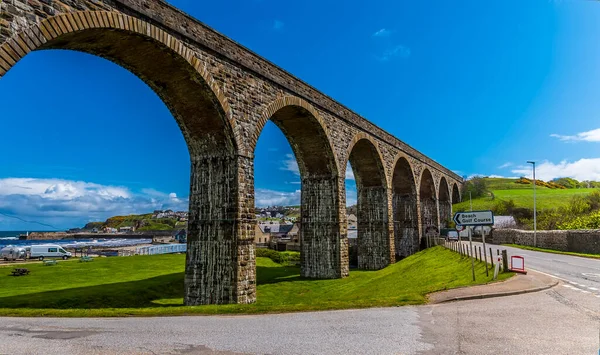 View Railway Viaduct Town Cullen Scotland Summers Day — 图库照片