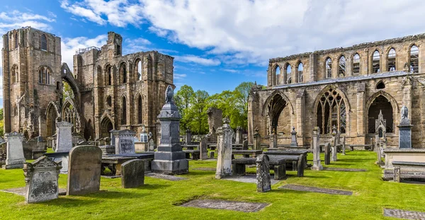 Uma Vista Panorâmica Das Ruínas Catedral Elgin Escócia Num Dia — Fotografia de Stock