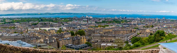 Uma Vista Panorâmica Topo Calton Hill Através Parte Norte Edimburgo — Fotografia de Stock