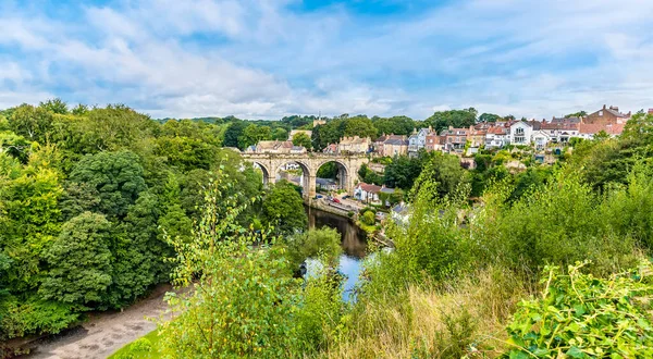 Uma Vista Panorâmica Sobre Cidade Knaresborough Yorkshire Reino Unido Verão — Fotografia de Stock