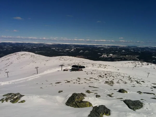 Landschaft Mit Schneebedeckten Bergen — Stockfoto