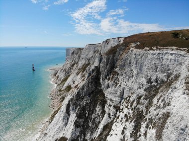 Beyaz kayalıklara ve Eastbourne, Doğu Sussex, İngiltere 'deki Beachy Head' e hava manzarası