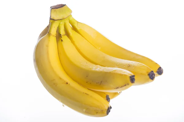 Frische Bananen isoliert auf weißem Hintergrund — Stockfoto