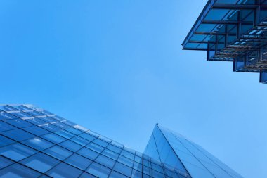 Finans bölgesinde modern ofis binaları