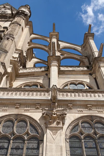 Πρόσοψη της Εκκλησίας της παρισινής St Eustache — Φωτογραφία Αρχείου