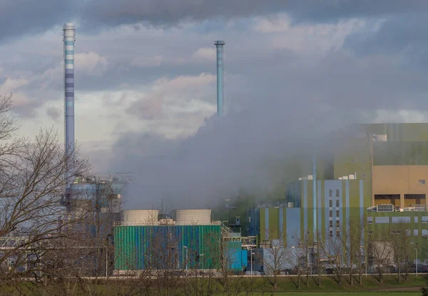 Frankfurt Main Alemania Diciembre 2019 Instalaciones Producción Una Zona Industrial — Foto de Stock