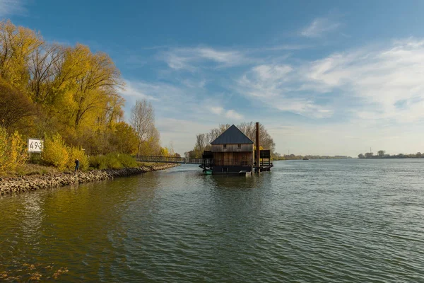 Historický Rýma Řeka Loď Mlýn Ginsheim Hesensko Německo — Stock fotografie