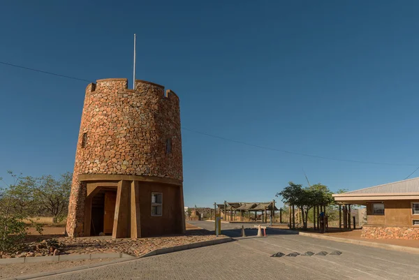 Etosha National Park Namibia Diciembre 2020 Torre Galton Gate Entrada — Foto de Stock