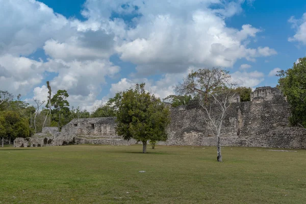 墨西哥金塔纳罗奥州Kohunlich玛雅古城的废墟 — 图库照片
