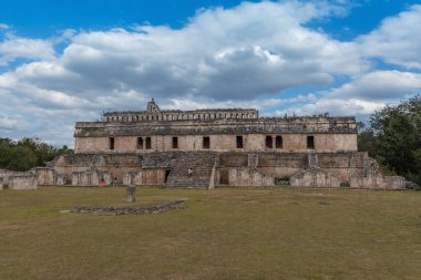 Kadim Maya şehrinin kalıntıları Kabah, Yucatan, Meksika