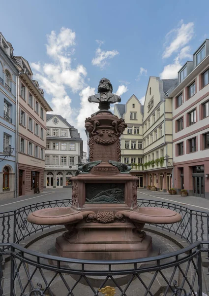 Frankfurt Main Alemanha Maio 2021 Fonte Edifícios Cidade Velha Reconstruída — Fotografia de Stock