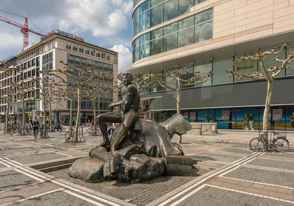 Frankfurt Main Germany May 2021 David Goliath Sculpture Richard Hess — Stock Photo, Image