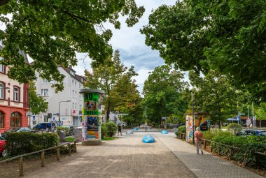 FRANKFURT AM MAIN, GERMANY-EPTEMBER 04, 2025: Frankenallee Frankfurt, Hesse, Almanya 'nın Gallus ilçesinde