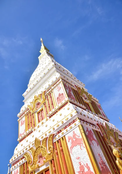 Όμορφη Ναός Στο Thai Μπλε Φόντο Ουρανό — Φωτογραφία Αρχείου