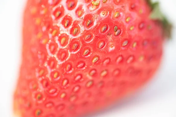 Gros Plan Fraise Rouge Sur Fond Blanc — Photo