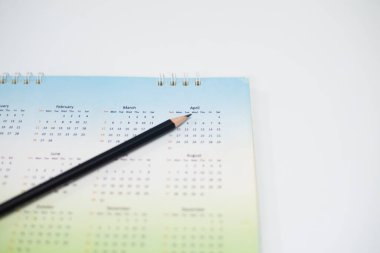 Yeşil takvimi beyaz tonda kapat.