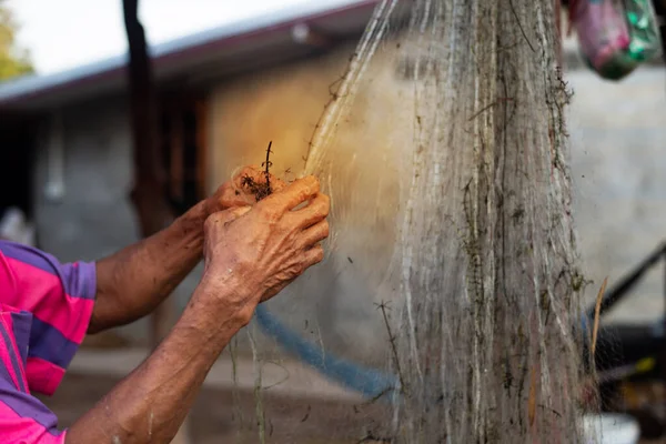 Close Hand Thai Fisherman — Photo