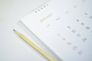 Planlamada bulanık beyaz takvim.