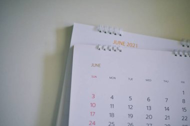 Bulanık takvim beyaz ton planlama 2021.