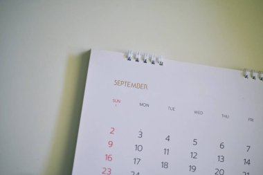 Beyaz ton planlama kavramında bulanık takvim.